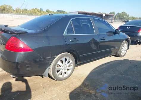 2007 Honda Accord 3.0 Ex из США, поврежденный, VIN 1HGCM66547A006560